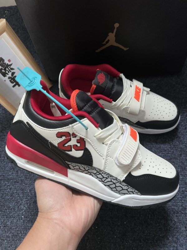 aj312，白黑红，36-44，dm80-潮鞋仓库