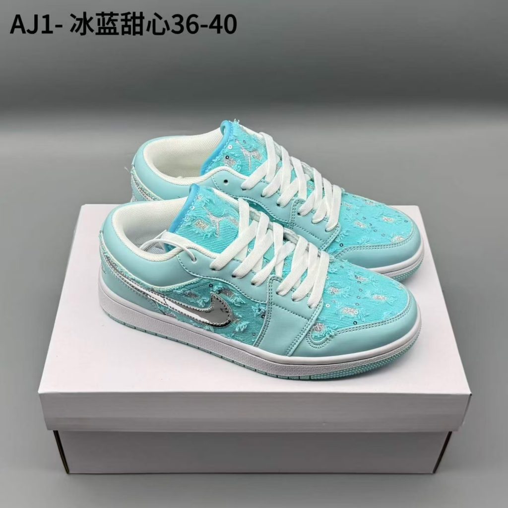 aj1，冰蓝甜心，36-40，xr70-潮鞋仓库