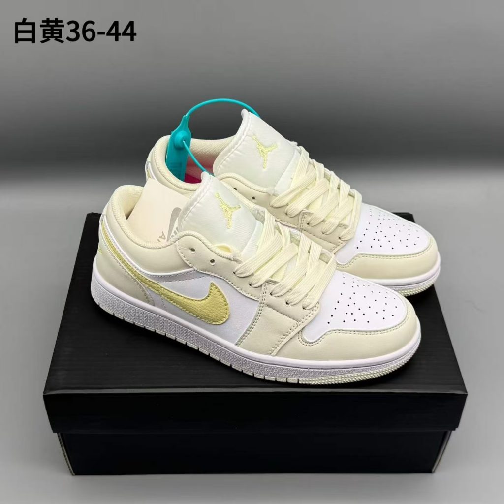 aj1，白黄，36-44，xr70-潮鞋仓库