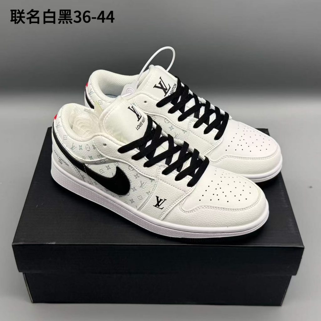 aj1，联名白黑，36-44，xr70-潮鞋仓库