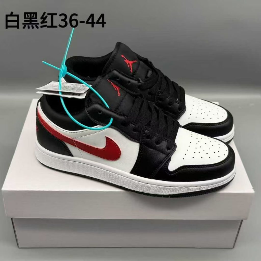 aj1，白黑红，36-44，xr68-潮鞋仓库